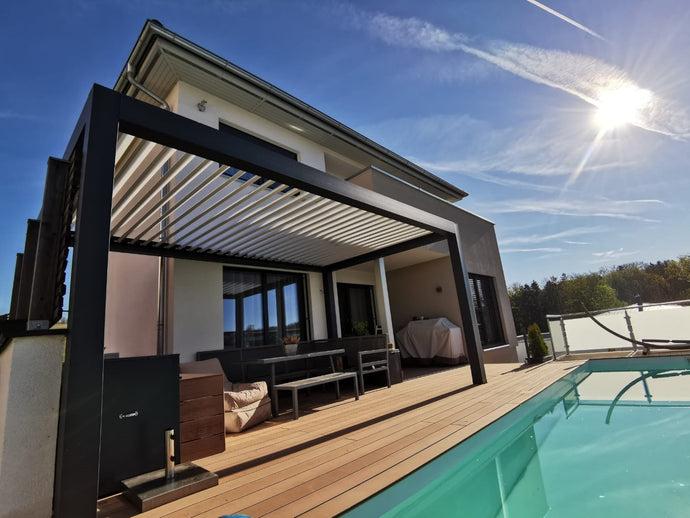 Seesky Bioclimatic Aluminium LED Motorised Pergola