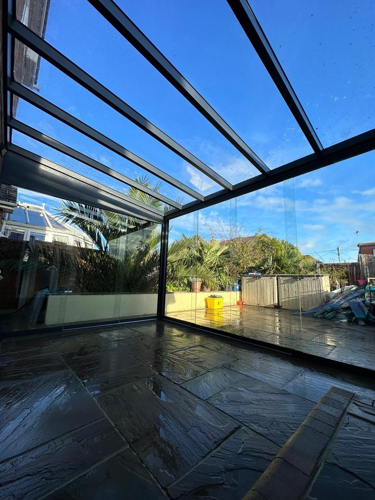 Load image into Gallery viewer, Glass roof veranda
