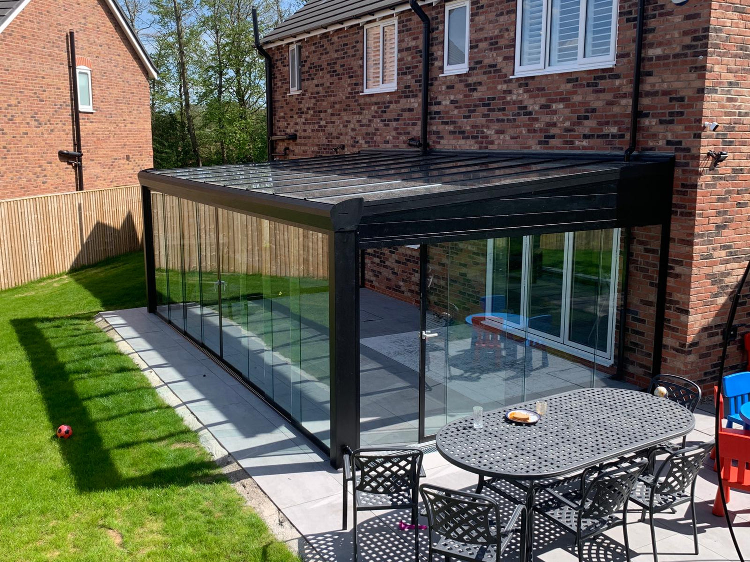 Aluminium Glass Verandas Professional Installations – Blakesley’s